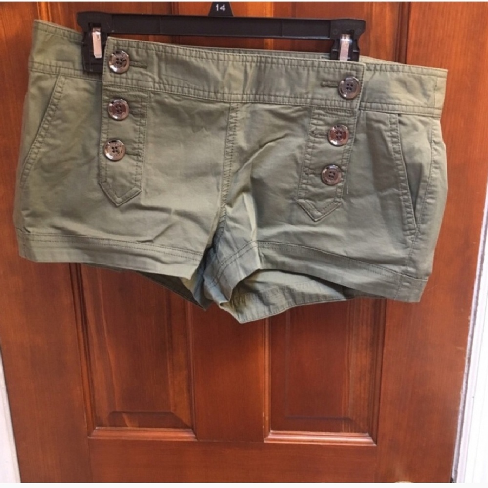 Express sailor shorts sz 10